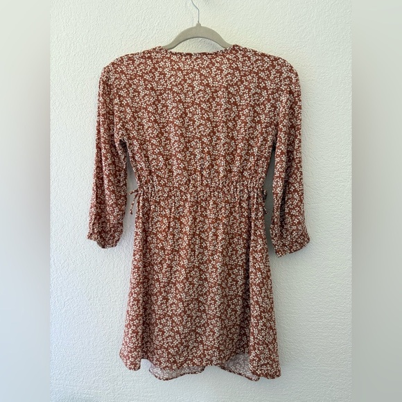 Zara girls Sundress with V-Neck and Cuffed Sleeves button front elastic waist - Picture 6 of 8